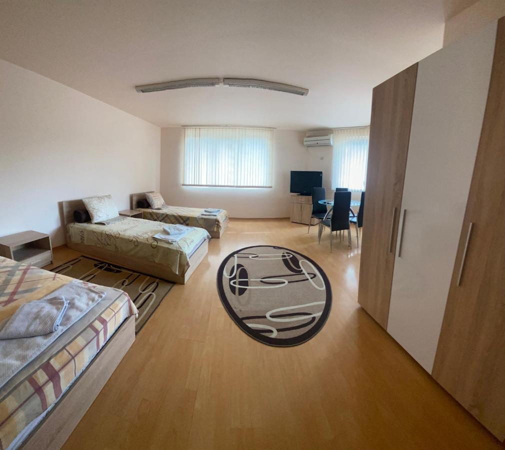 Стаи За Гости Маринови Provadiya Exteriér fotografie